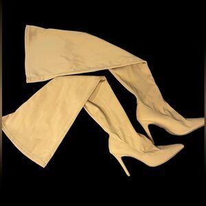 THIGH HIGH STILETTO BOOTS